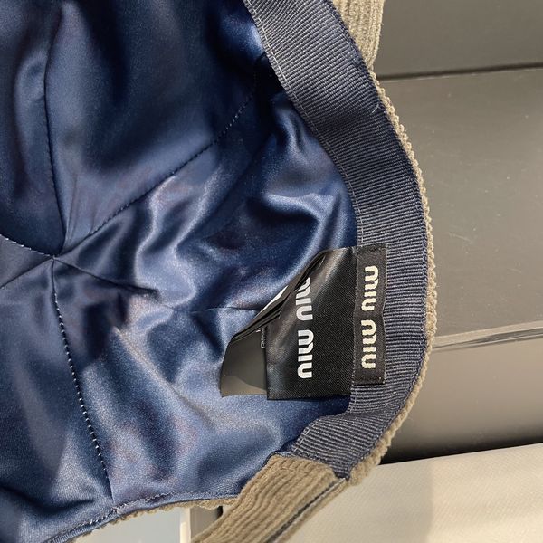 M*iuMiu  Hats Top XX20250411-11