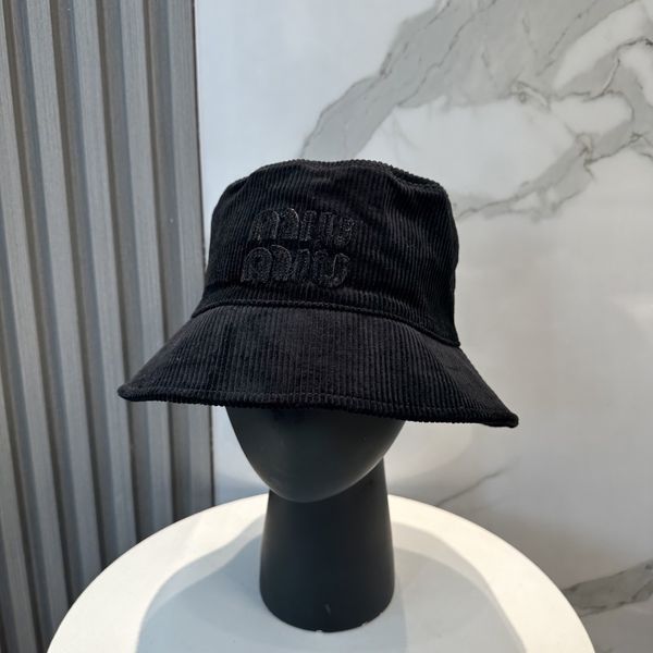 M*iuMiu  Hats Top XX20250411-12