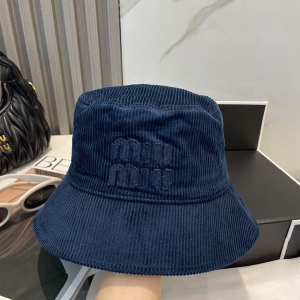 M*iuMiu  Hats Top XX20250411-12