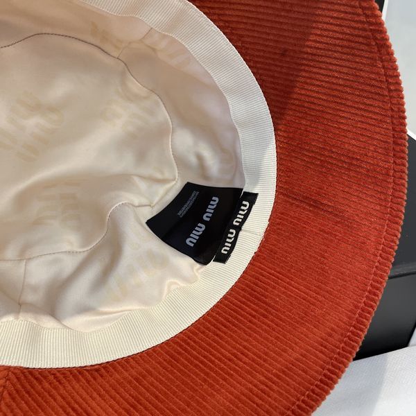 M*iuMiu  Hats Top XX20250411-12