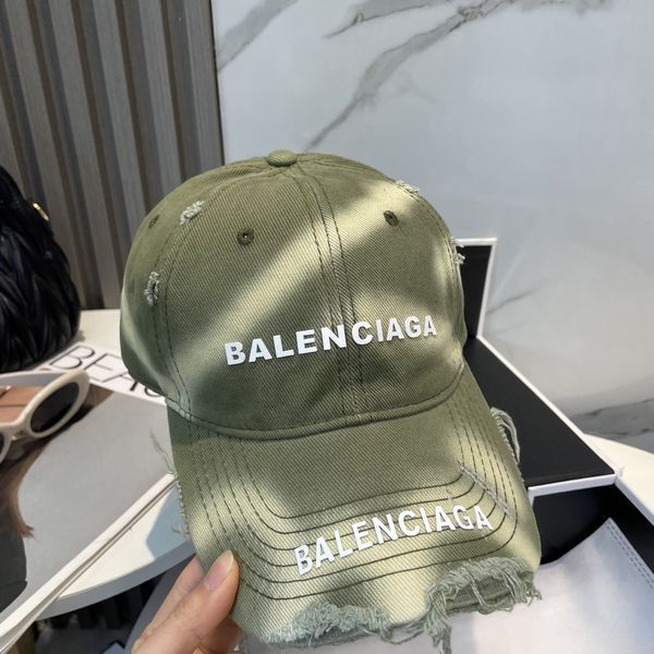 B*alenciaga  Hats Top XX20250411-13
