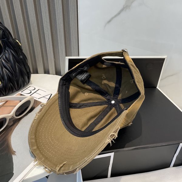 B*alenciaga  Hats Top XX20250411-13