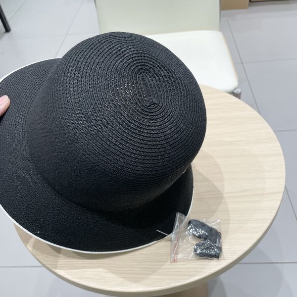 L*ouis V*uitton  Hats Top XX20250411-20