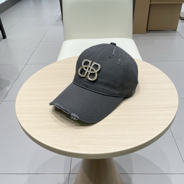 B*alenciaga  Hats Top XX20250411-21