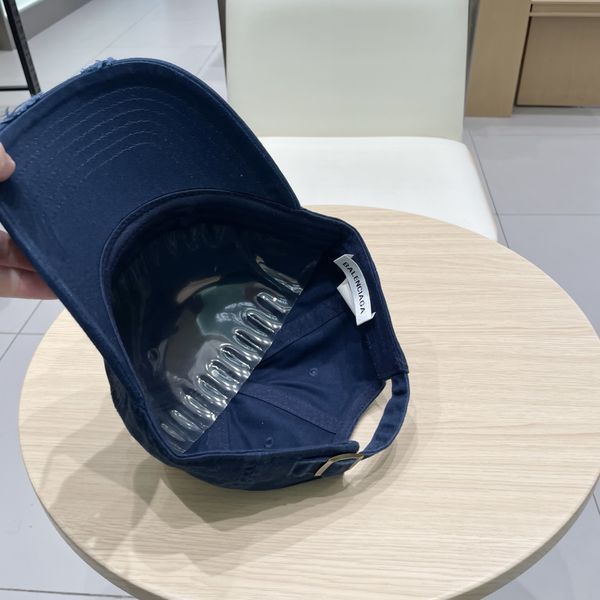 B*alenciaga  Hats Top XX20250411-21