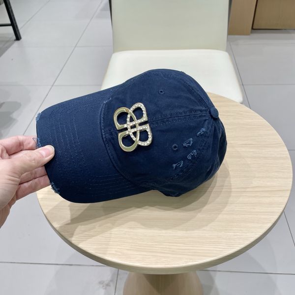 B*alenciaga  Hats Top XX20250411-21