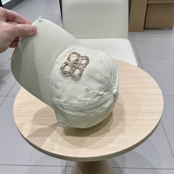 B*alenciaga  Hats Top XX20250411-21