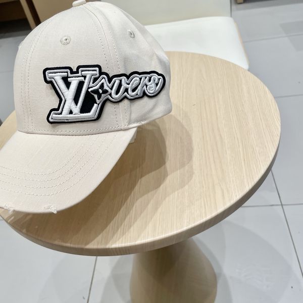 L*ouis V*uitton  Hats Top XX20250411-23