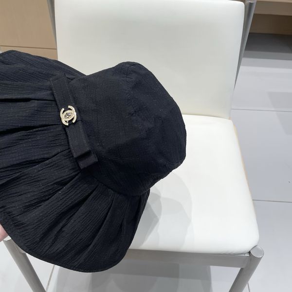 C*hanel  Hats Top XX20250411-24