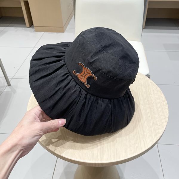 C*eline  Hats Top XX20250411-26