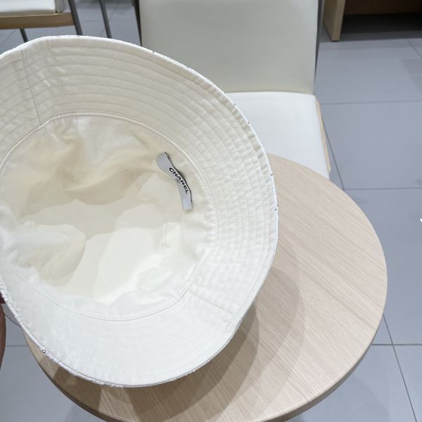 C*hanel  Hats Top XX20250411-27