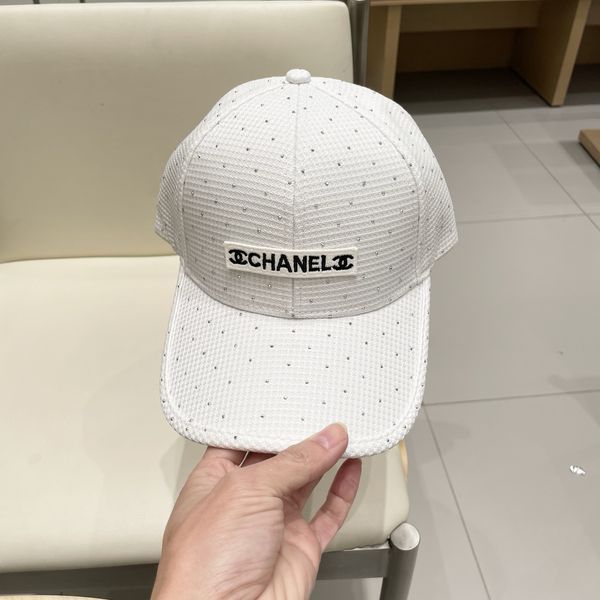 C*hanel  Hats Top XX20250411-30