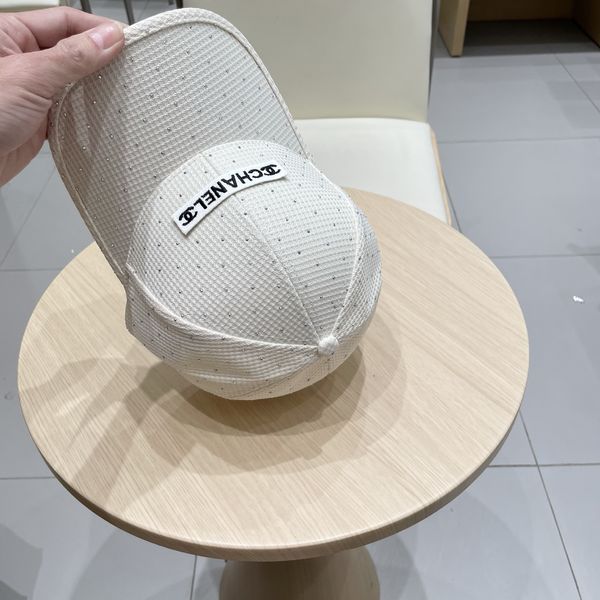 C*hanel  Hats Top XX20250411-30