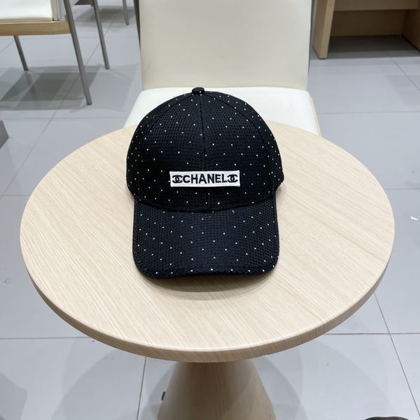 C*hanel  Hats Top XX20250411-30