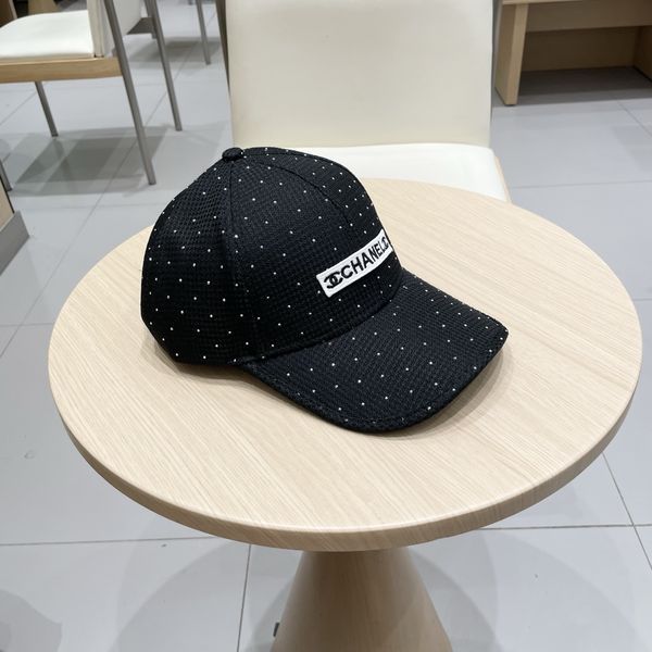 C*hanel  Hats Top XX20250411-30