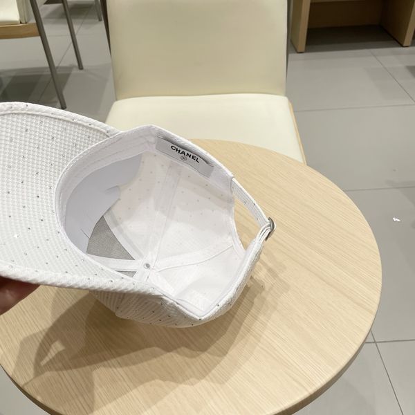C*hanel  Hats Top XX20250411-30