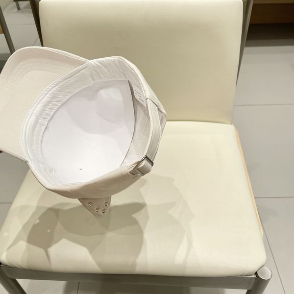 C*eline  Hats Top XX20250411-32