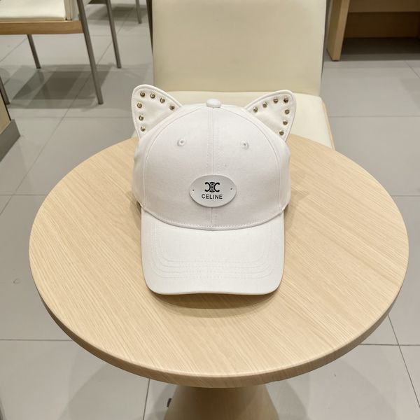 C*eline  Hats Top XX20250411-32