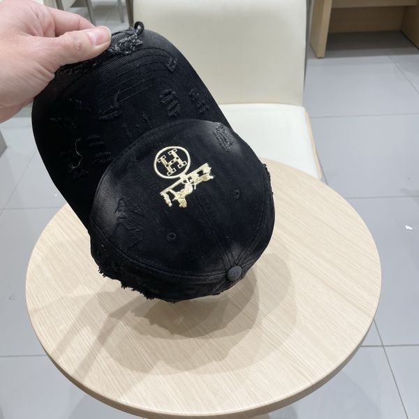 H*ermes  Hats Top XX20250411-35