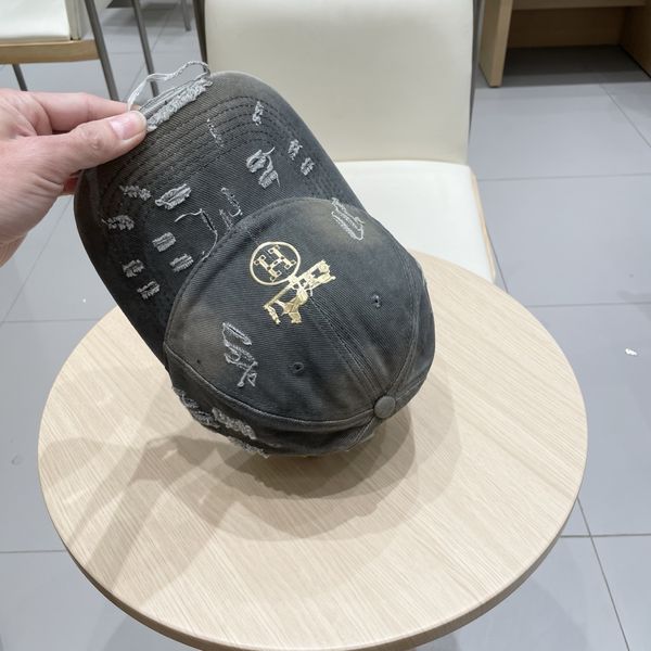 H*ermes  Hats Top XX20250411-35