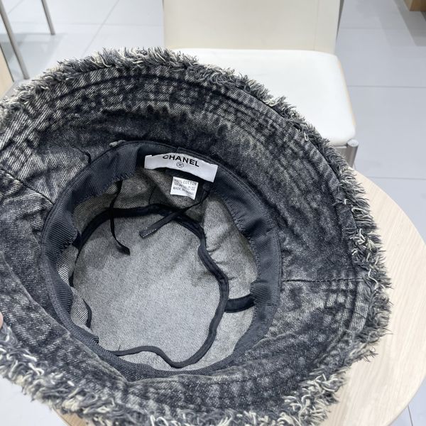 C*hanel  Hats Top XX20250411-39