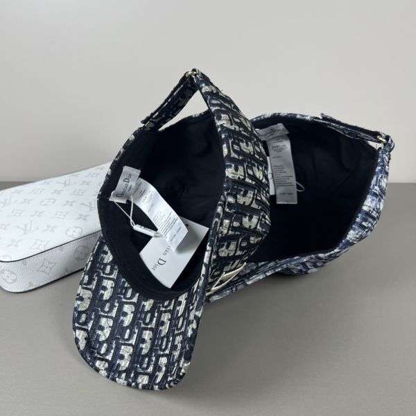 D*ior Hats Top XX250410-42