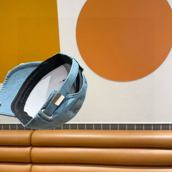 C*eline  Hats Top XX20250411-44