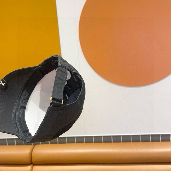 L*ouis V*uitton   Hats Top XX20250411-49