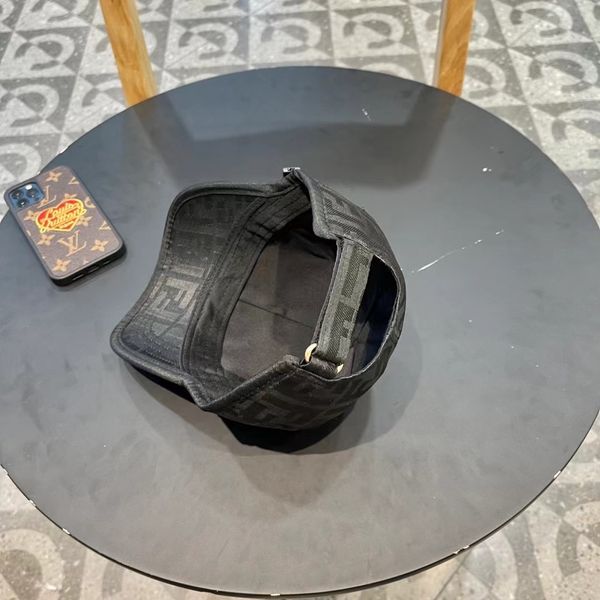 F*endi  Hats Top XX250410-50