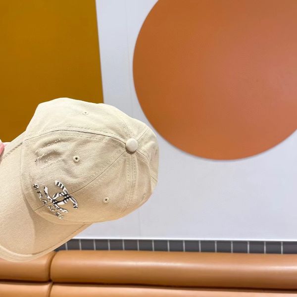 C*hanel  Hats Top XX20250411-51