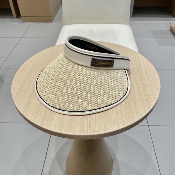 L*ouis V*uitton  Hats Top XX20250411-58