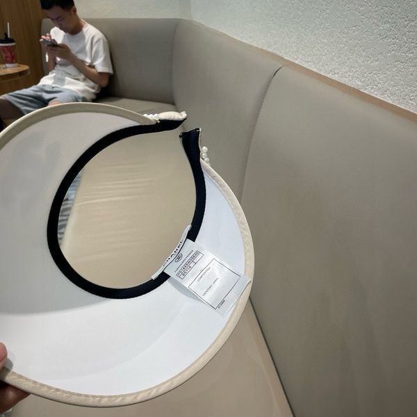 C*hanel  Hats Top XX20250411-63