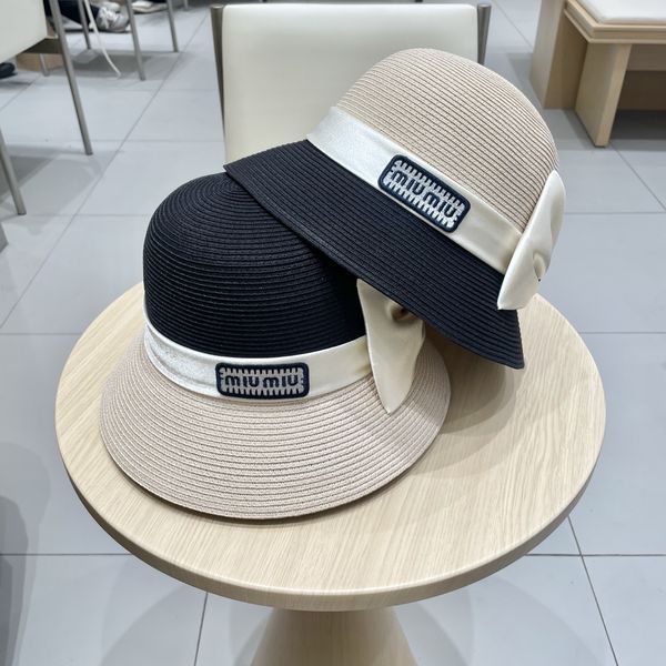 M*iuMiu  Hats Top XX20250411-64