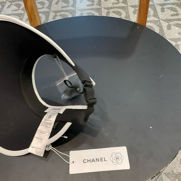 C*hanel  Hats Top XX20250411-76