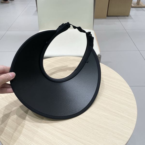 F*endi  Hats Top XX250412-2