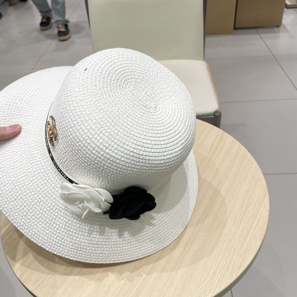 C*hanel  Hats Top XX20250412-5