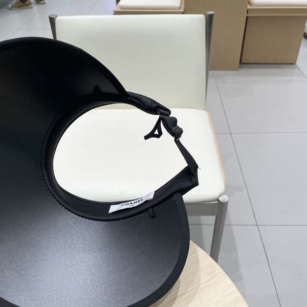 C*hanel  Hats Top XX20250412-6