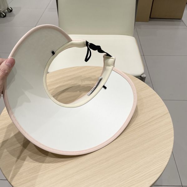 C*hanel  Hats Top XX20250412-6