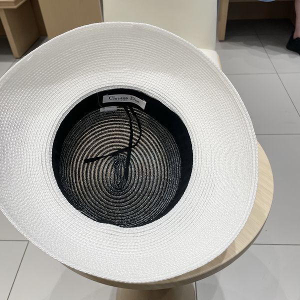 D*ior Hats Top XX250413-14