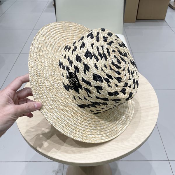 C*hanel  Hats Top XX20250413-23