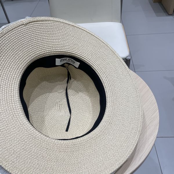 M*iuMiu  Hats Top XX20250413-26