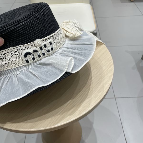 M*iuMiu  Hats Top XX20250413-26