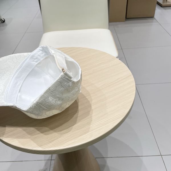 L*ouis V*uitton Hats Top XX250413-32