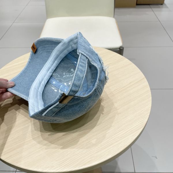 L*ouis V*uitton Hats Top XX250413-37