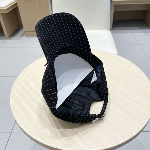 L*ouis V*uitton Hats Top XX250413-38