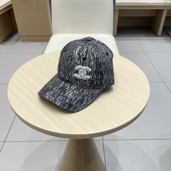 C*hanel  Hats Top XX20250413-39