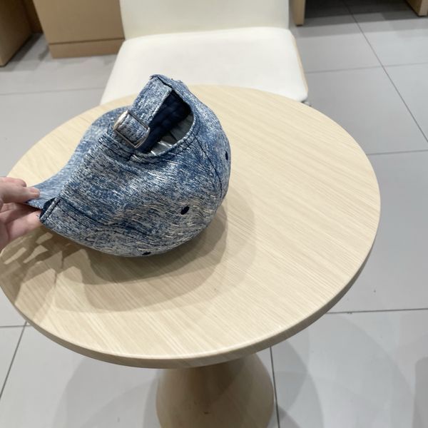 C*hanel  Hats Top XX20250413-39