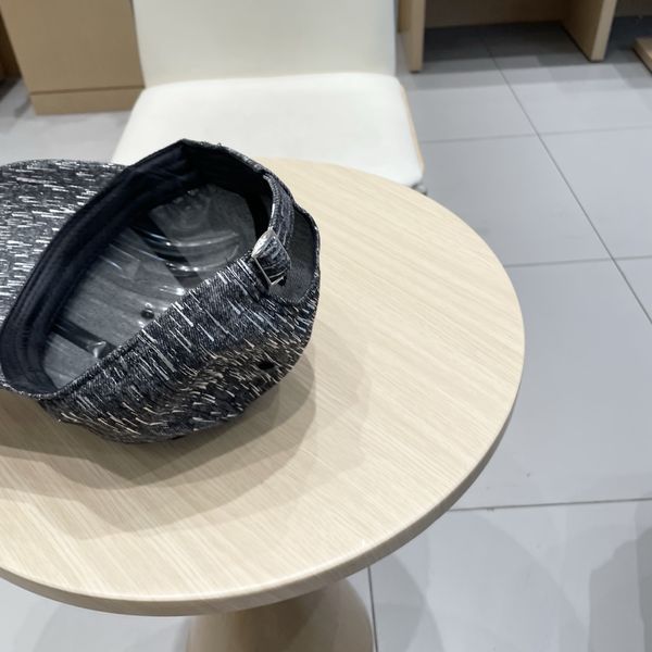 C*hanel  Hats Top XX20250413-39