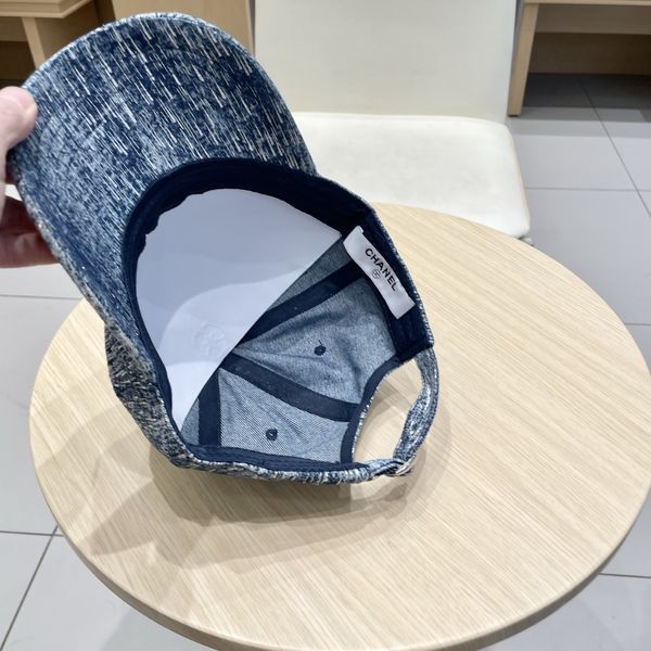 C*hanel  Hats Top XX20250413-39