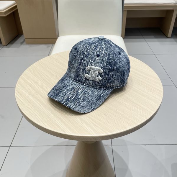 C*hanel  Hats Top XX20250413-39